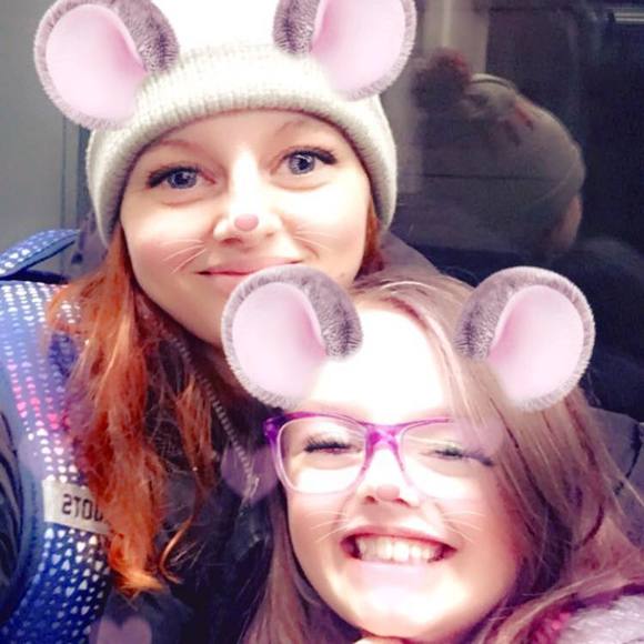 Meet your Posher, Holly - Picture 1 of 1